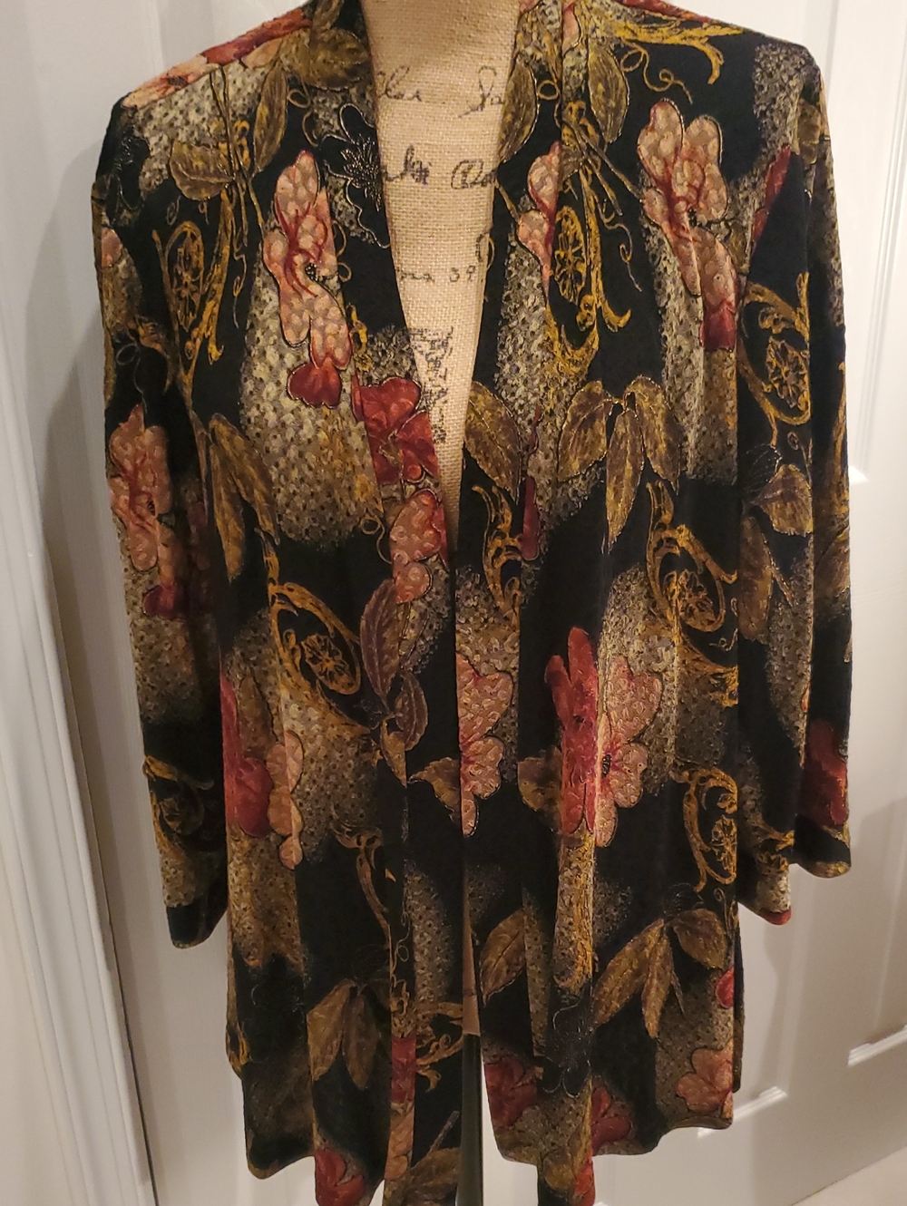 R&M Richards Floral Jacket Black & Red 18W Like New